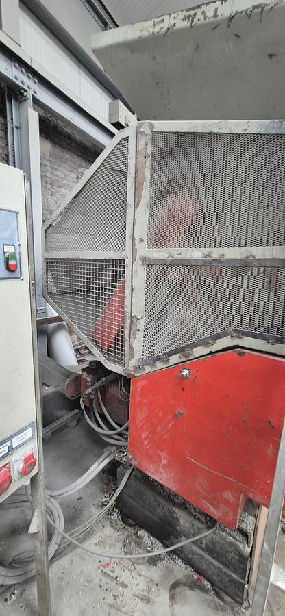 Used Lindner Shredder