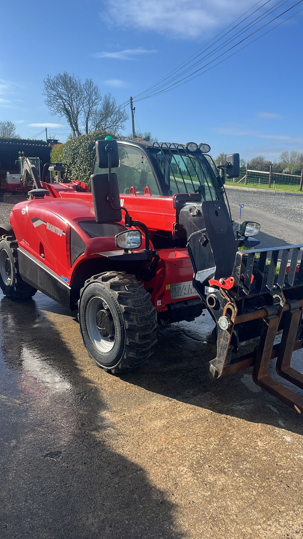 Used 2023 Manitou MT 625 H Compact Telehandler