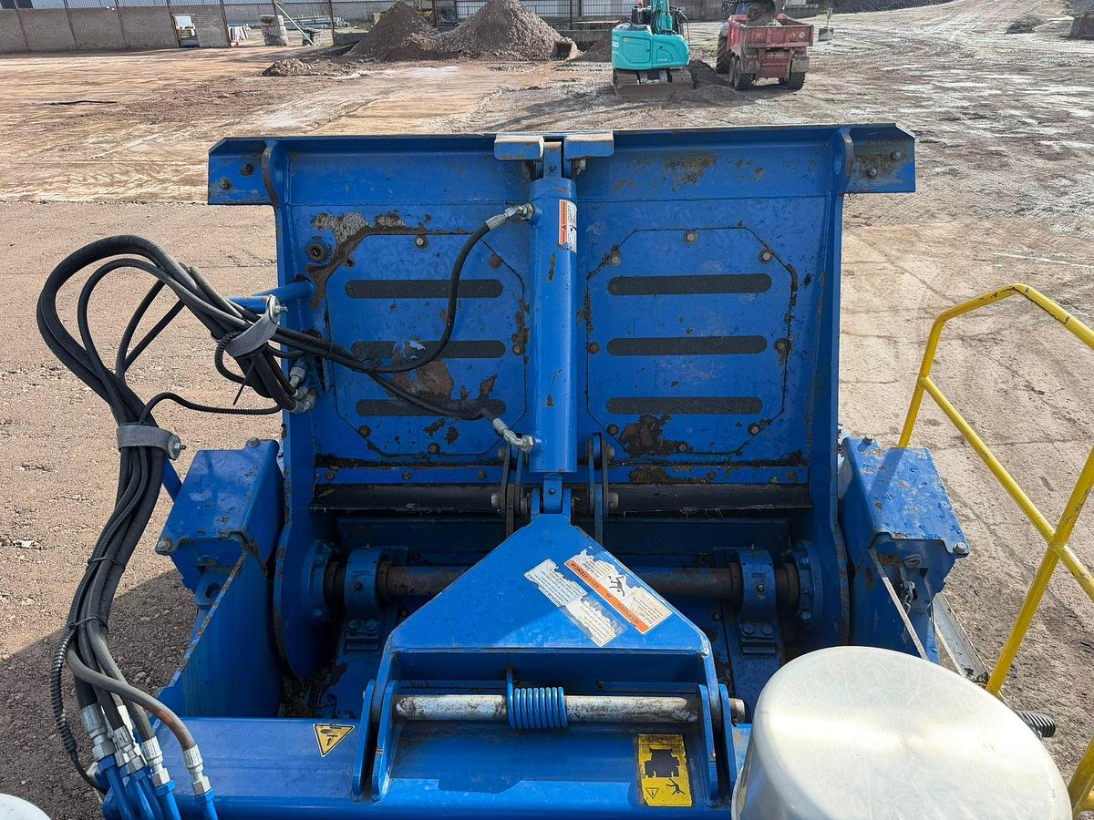 Used 2021 Peterson 2710D Tracked Horizontal Grinder Shredder