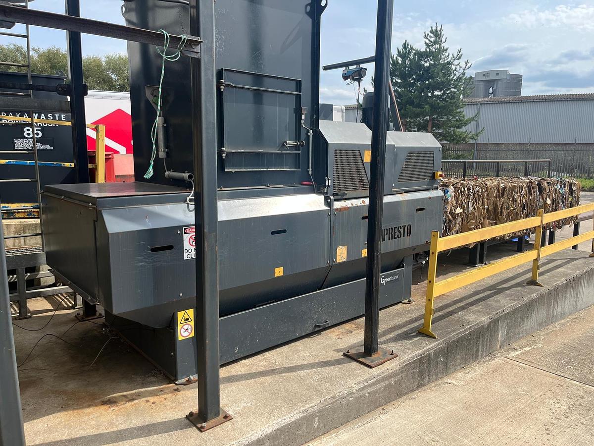 Used 2021 Presto CC40V Automatic Horizontal Chamber Baler 