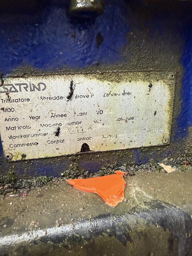 Used 2004 Satrind Tech K7/30 Twin-shaft Shredder