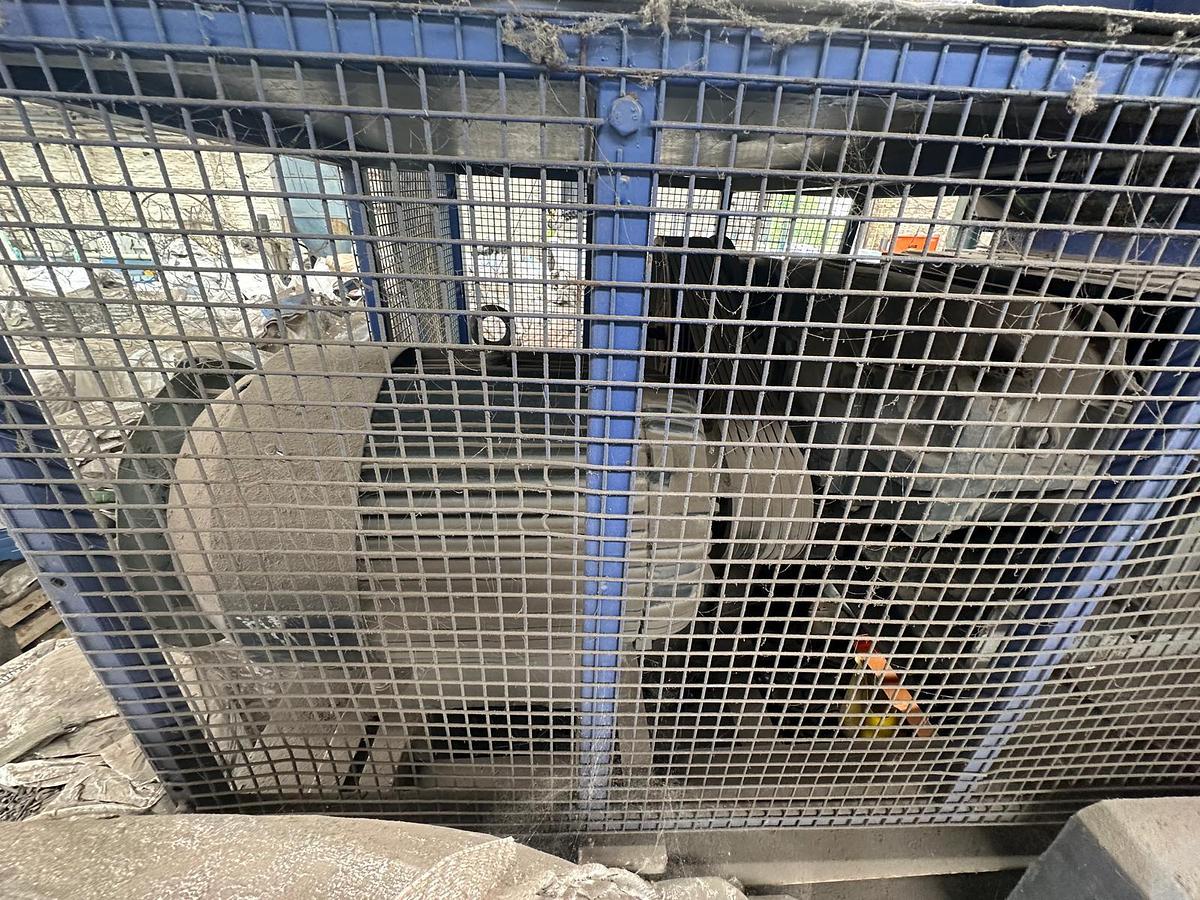 Used Twin-shaft Shredder