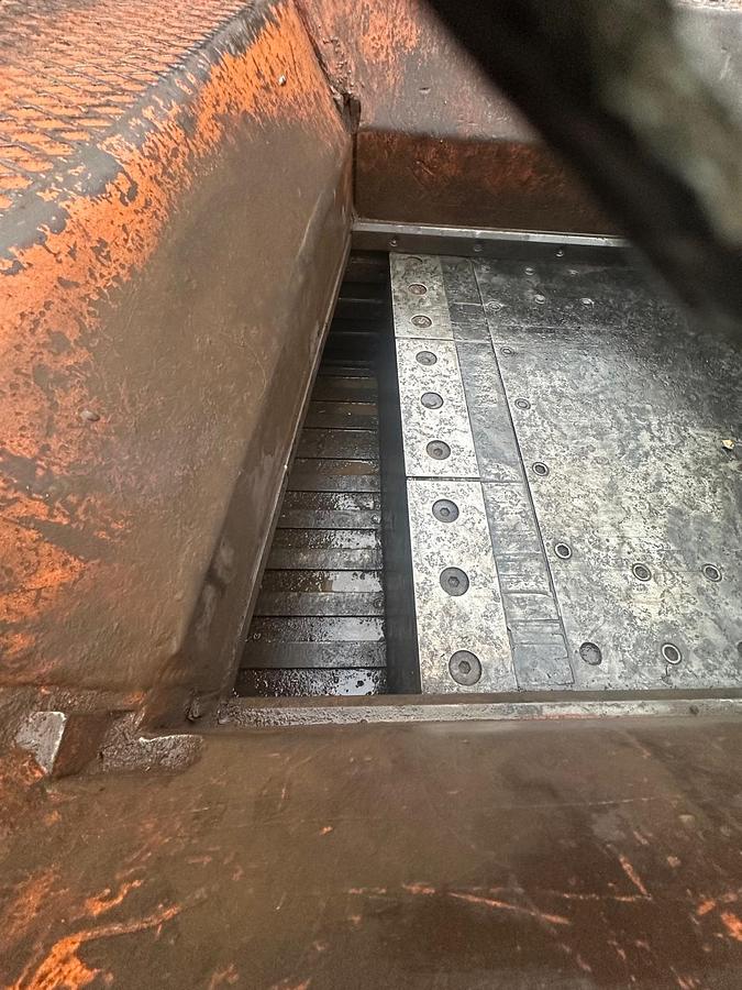 Used 1973 Vezzani PM50-D Non Ferrous Baler