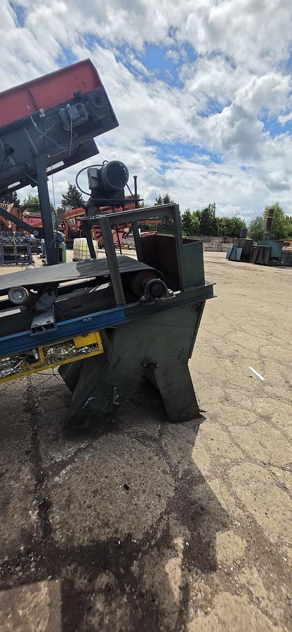 Used Infeed Conveyor with material flow switch