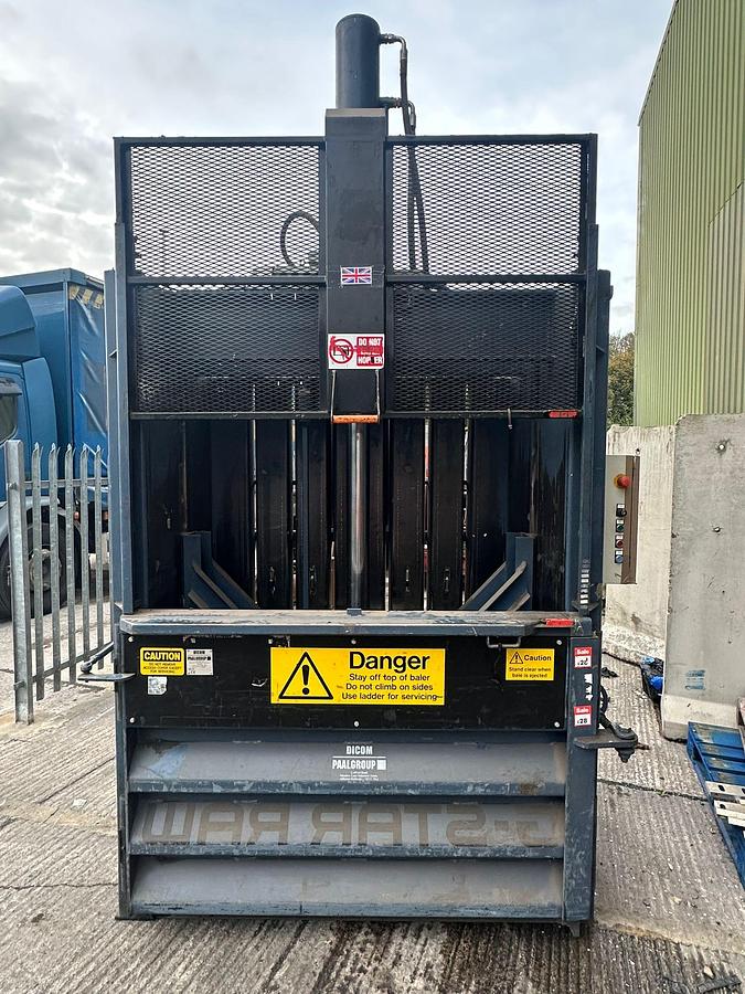 Used Dicom Kadant PAAL Waste Baler