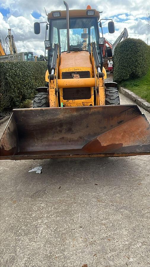 Used 2011 JCB 2CX AM Material Handler