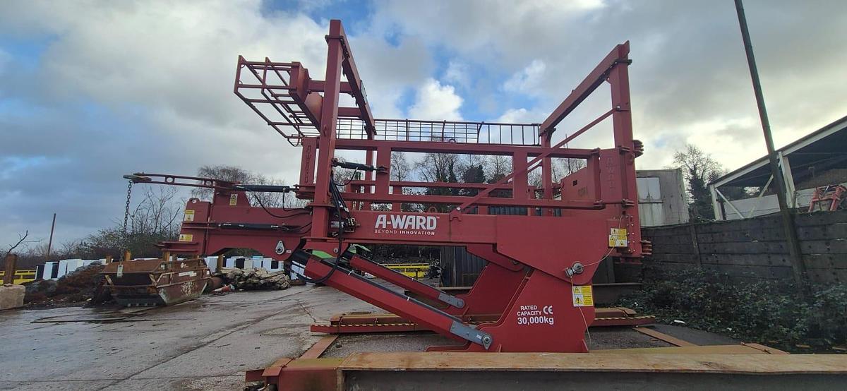 Used Container Tilter
