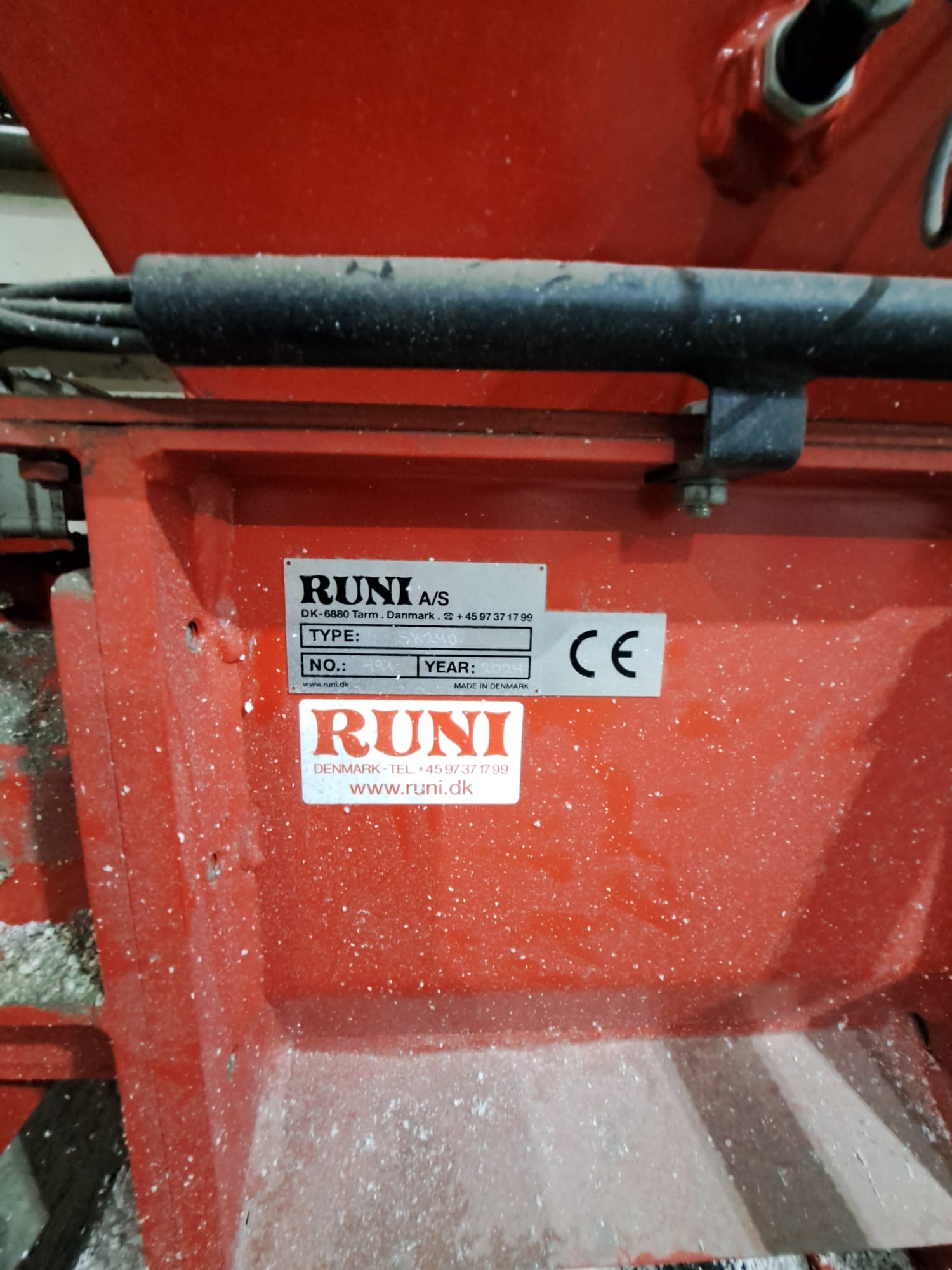 Used 2024 Runi SK240 Compactor and dewater