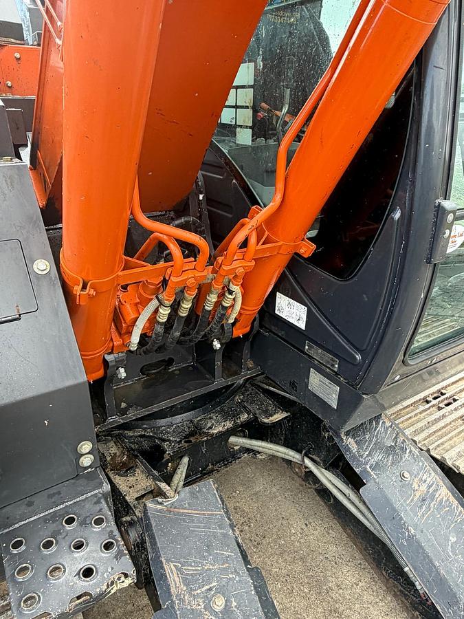 Used 2020 Hitachi ZX135US-6 Crawler Excavator 