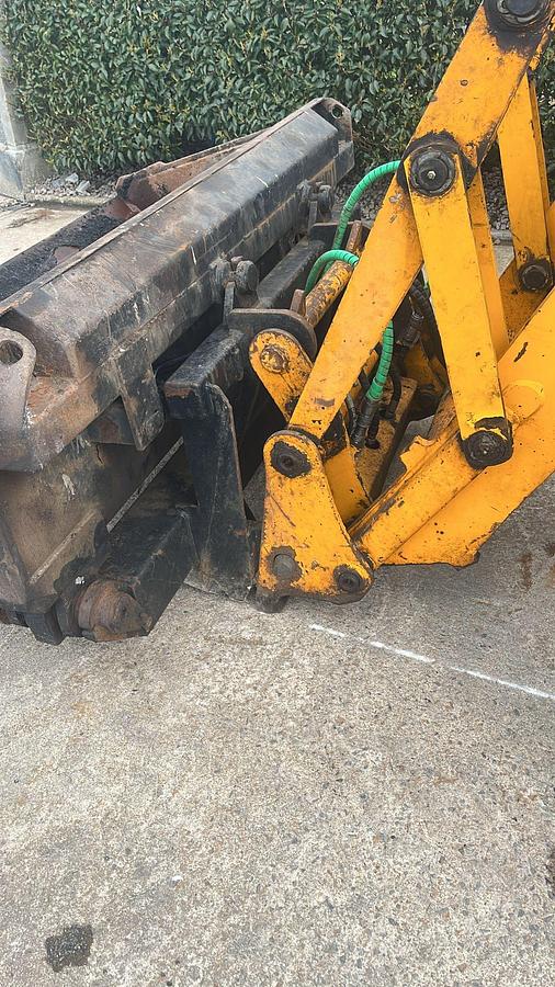 Used 2011 JCB 2CX AM Material Handler