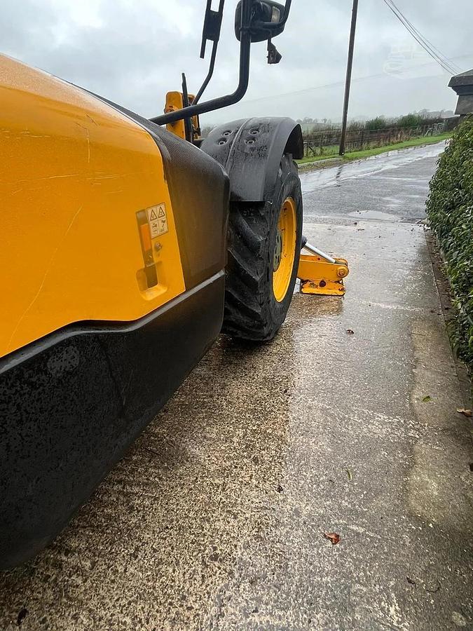 Used 2016 JCB 540-140 Telehandler