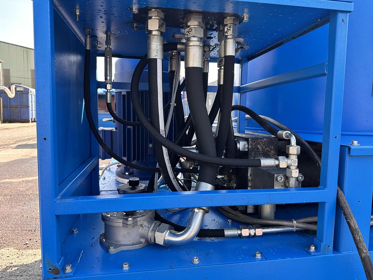Used 2020 POR Super Oscar Briquetting Press