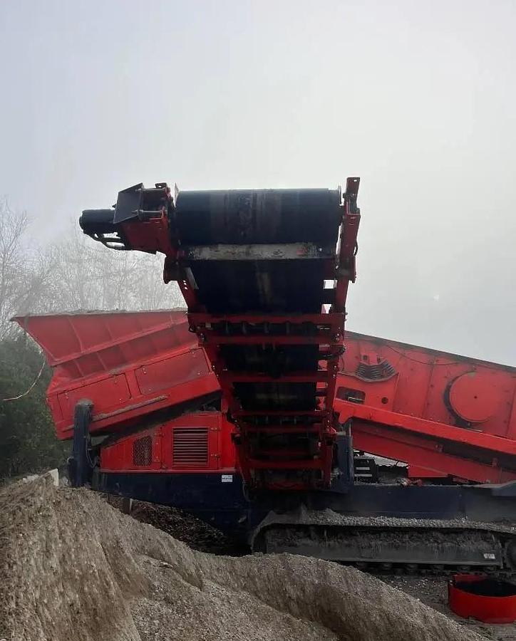 Used 2009 Terex Finlay 883 Mobile Screener