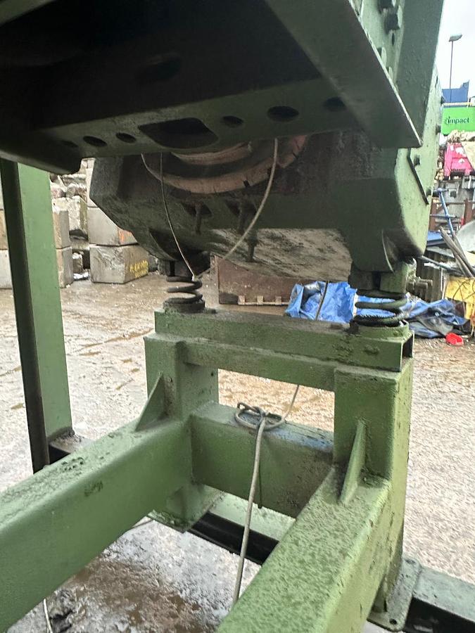 Used 2001 Locker Industries SFH Super Feeder