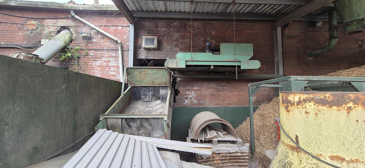 Used 2006 Granutech Saturn  Full tyre recycling line