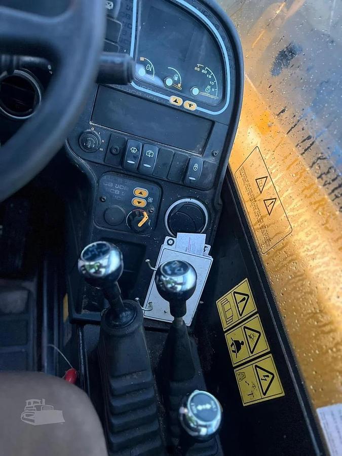 Used 2014 JCB 535-140 Telehandler