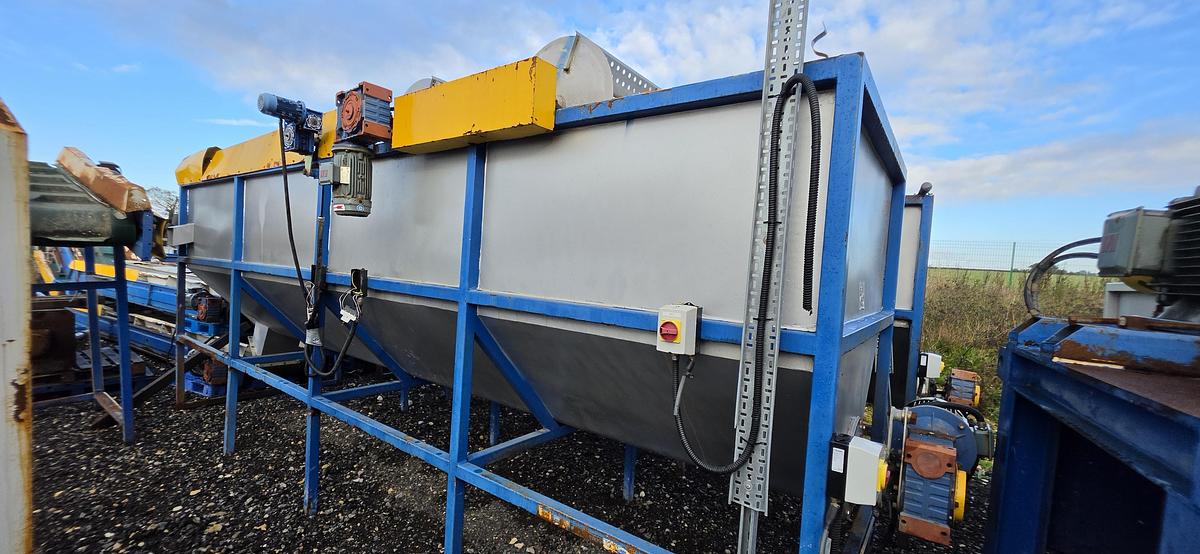 Used 2020 Float Sink Tanks x 2