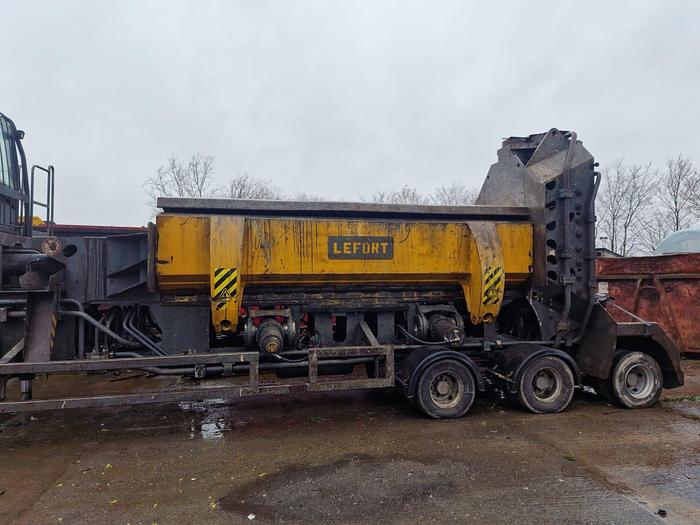 Used 2008 Lefort 500 Mobile Shear Baler for Sale in London, United Kingdom