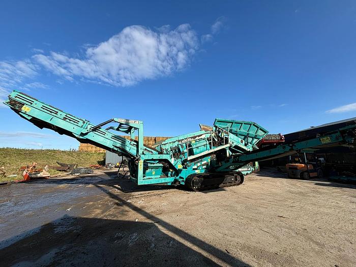 Used 2007 Powerscreen Warrior 1400 Scalping Screen
