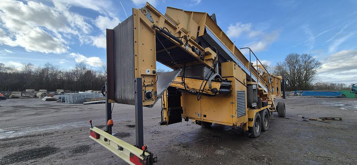 Used 2011 Backers Star Screener 2-MAL