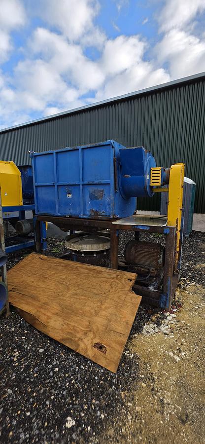 Used 2020 Centrifuge Materilas Drying Device