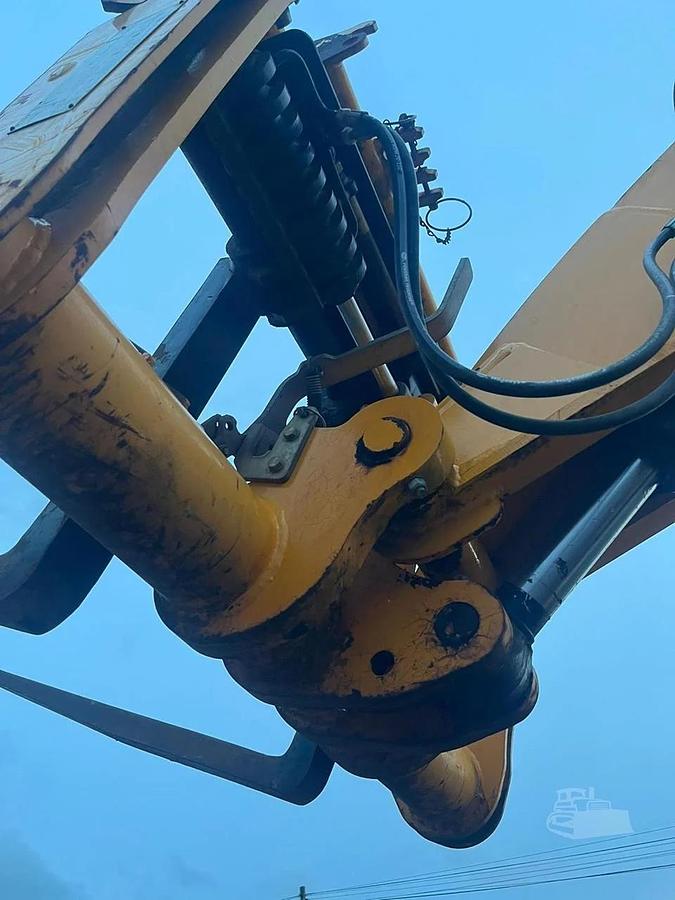 Used 2014 JCB 535-140 Telehandler