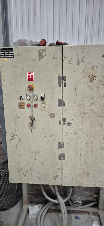 Used Uirich Single shaft shredder with ram