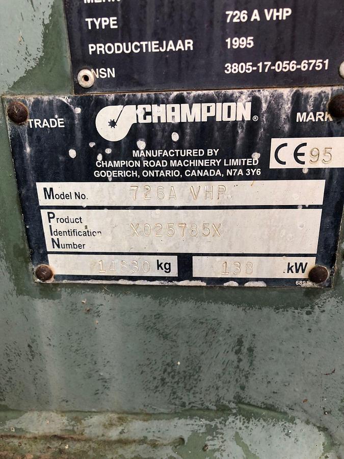 Used 1995 Champion 726A VHP Grader