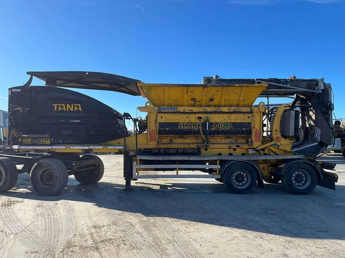 Used 2018 TANA Shark 440D Eco Slow Speed Shredder