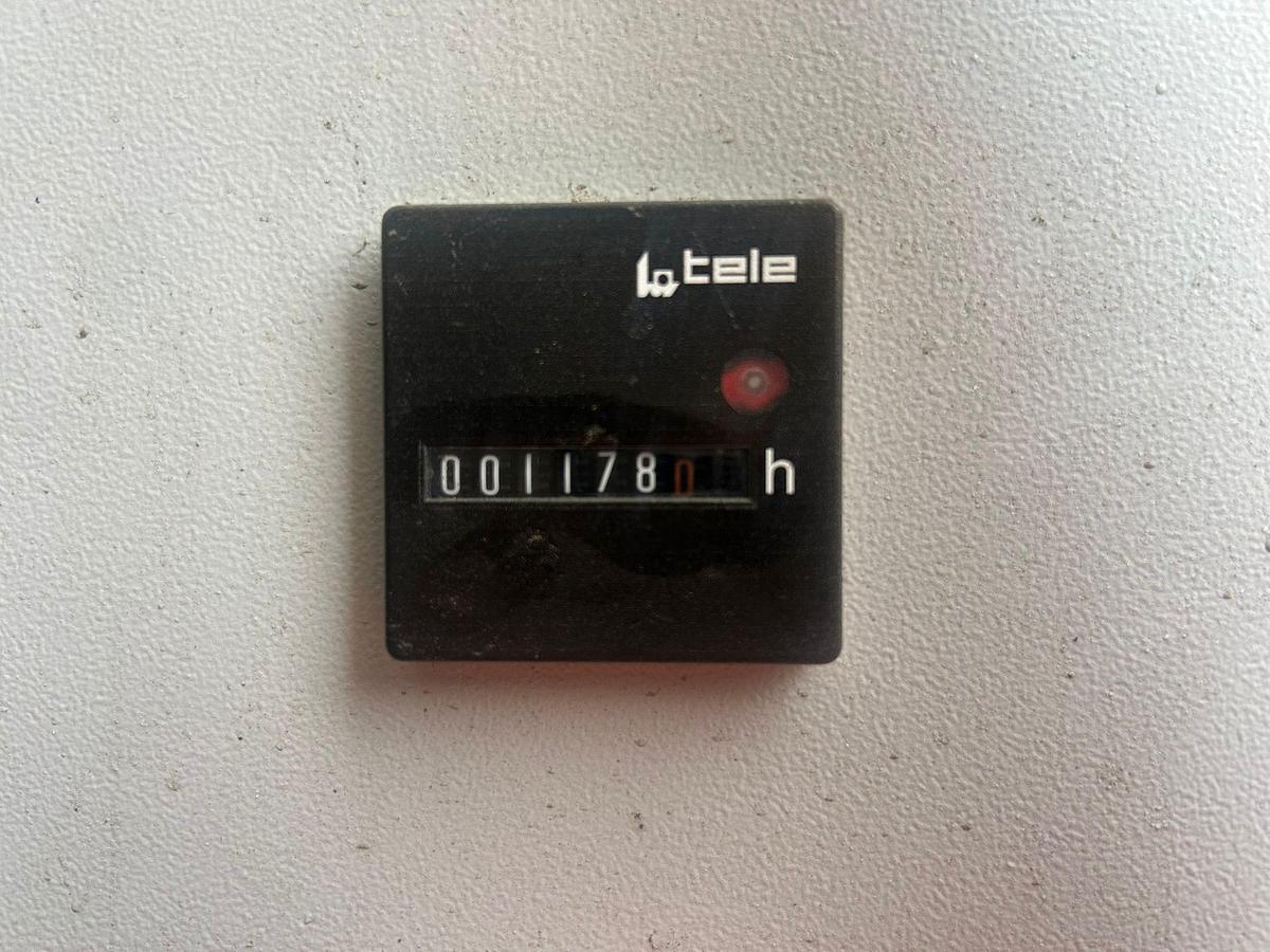 Used 2024 Untha XR3000C Tracked Single-shaft Shredder