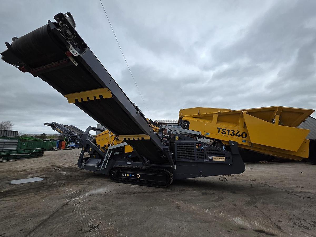 Used 2023 Tesab 1340 Tracked Screen Screener