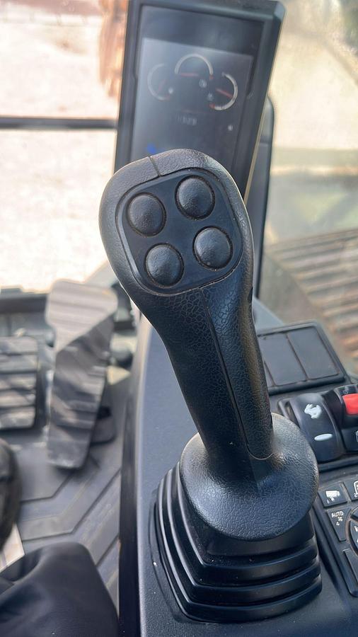 Used 2021 Volvo EC 140 EL Excavator