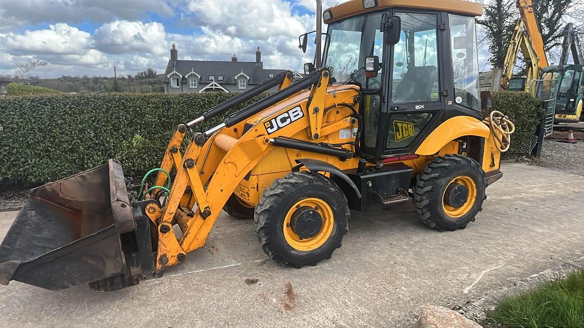 Used 2011 JCB 2CX AM Material Handler