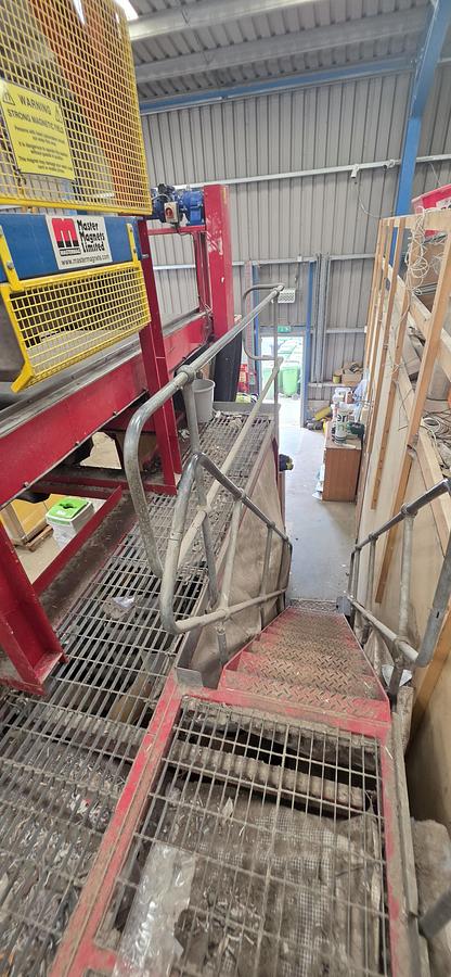 Used 2020 5 Bay Picking Station Line