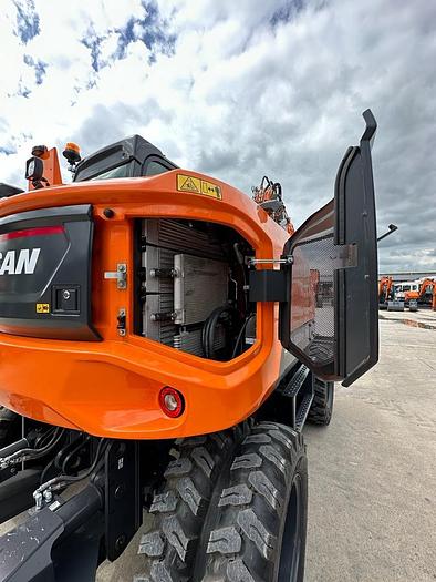 Used 2022 Doosan DX100W-7