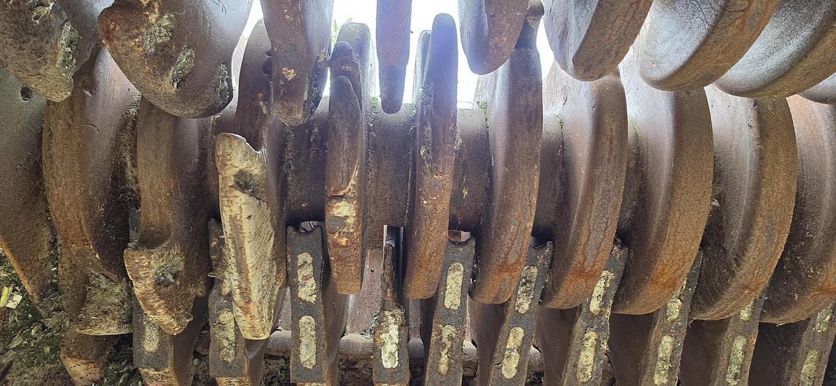 Used Extec Twin Shaft Shredder