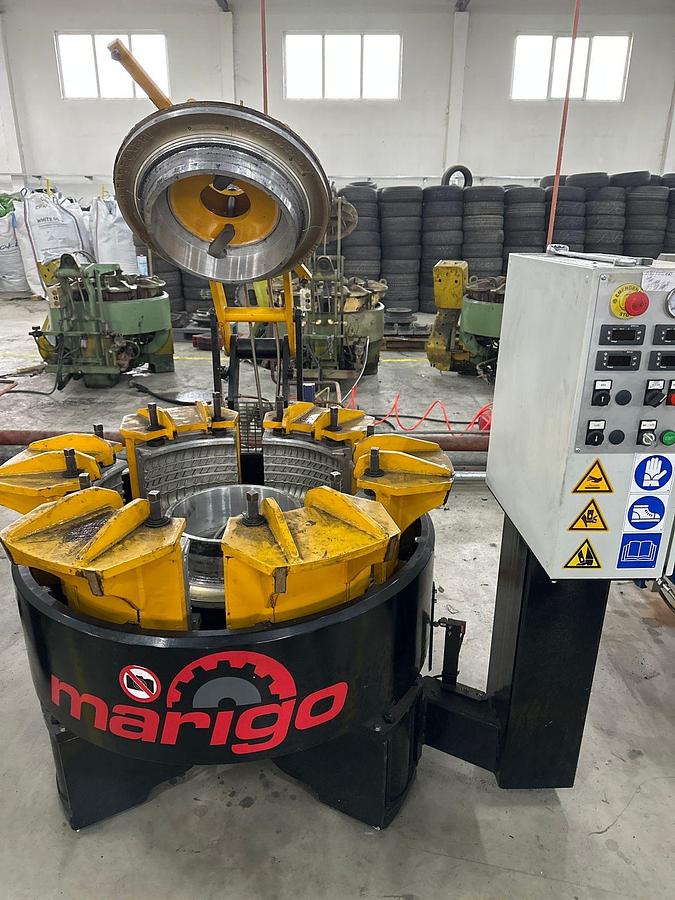 Used Tyre Retreading PCR & TBR Presses Full Plant