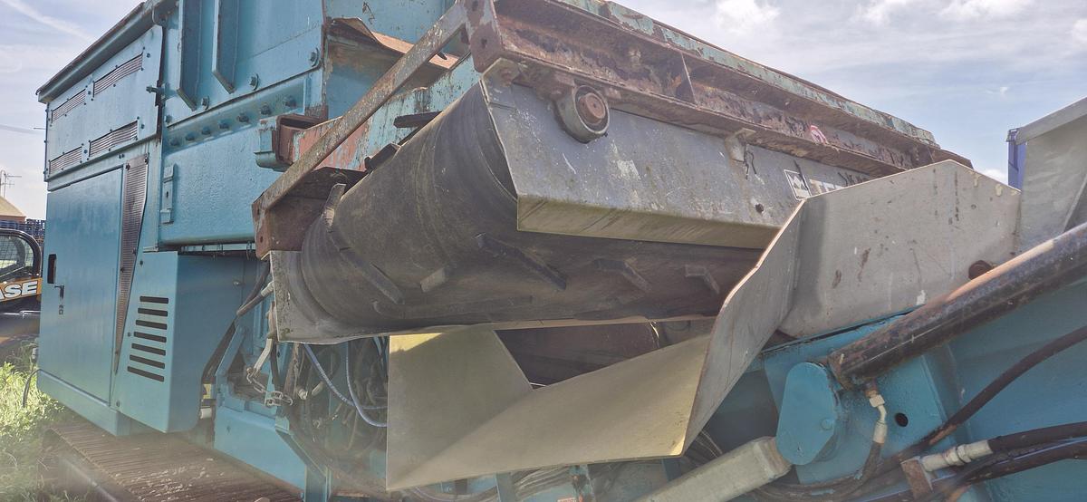 Used 2009 Powerscreen Powershredder 1800