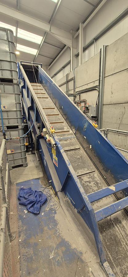 Used 2008 Shred-Tech Twin-shaft Shredder