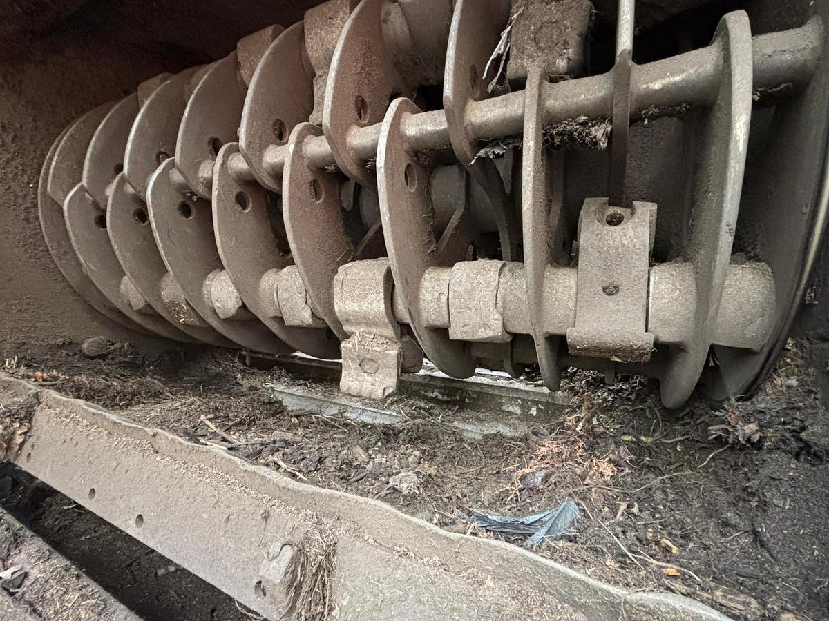 Used 2022 Doppstadt Inventhor 6 Slow-speed Shredder