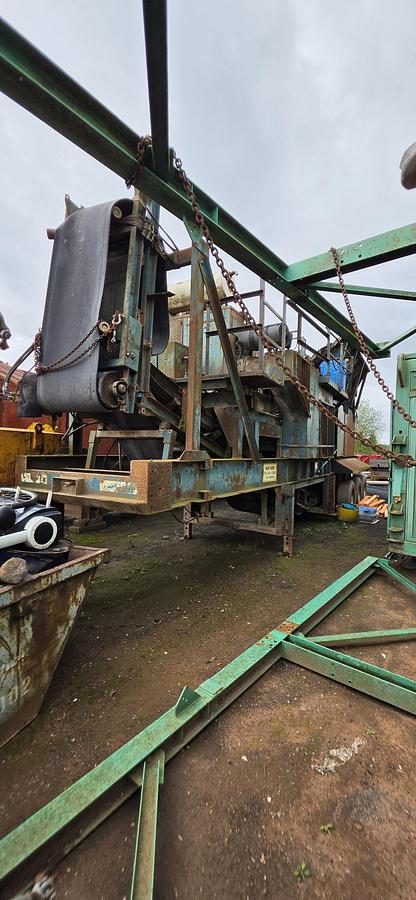 Used Brown Lennox 90cm x 130cm Jaw Crusher