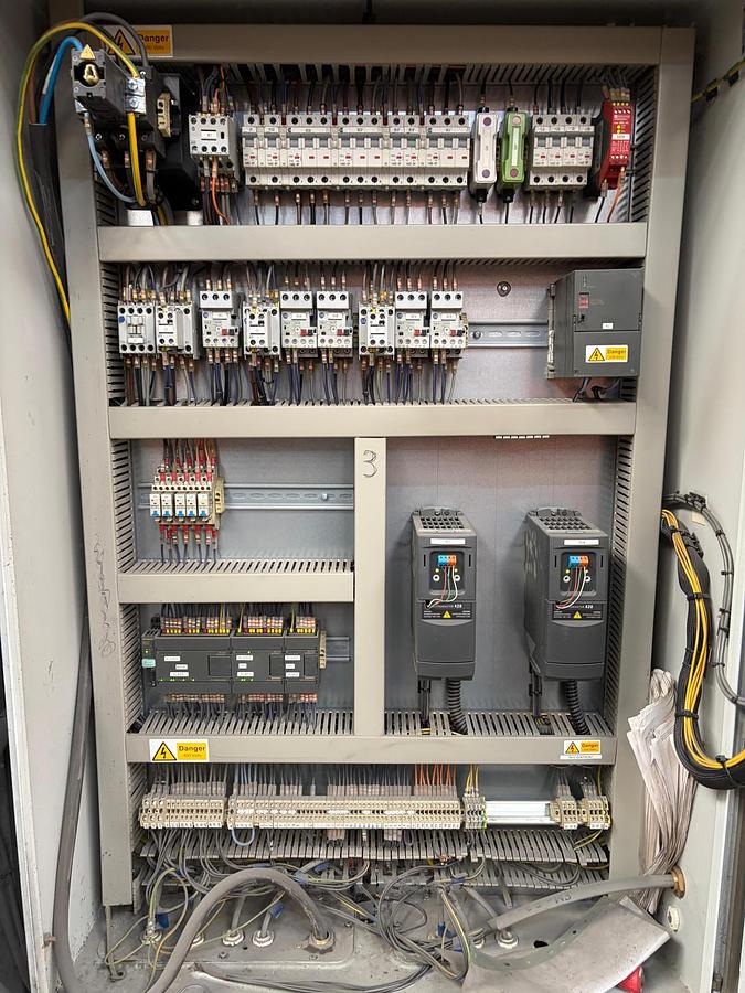 Used 2011 Eriez  X NM-40 magnets and Rear Earth drum