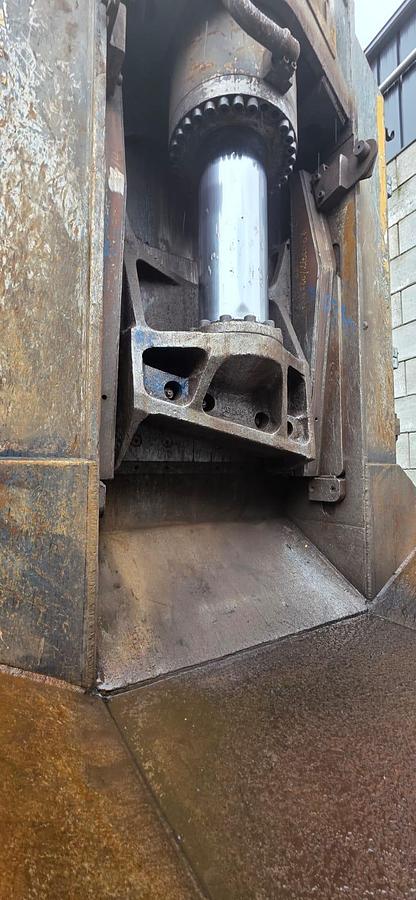 Used 2010 Lefort Mobile 600 Shear Baler