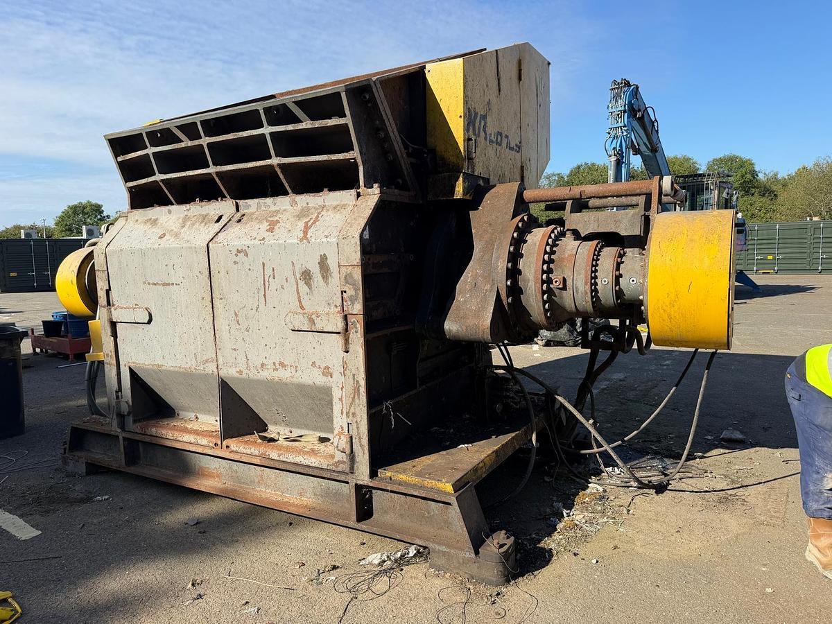 Used 2013 Untha XR2000S