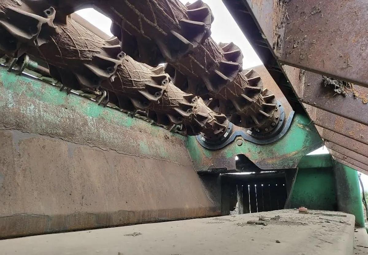 Used Komptech Crambo 6000 Shredder Parts (Shafts, Baskets, Remote Etc)