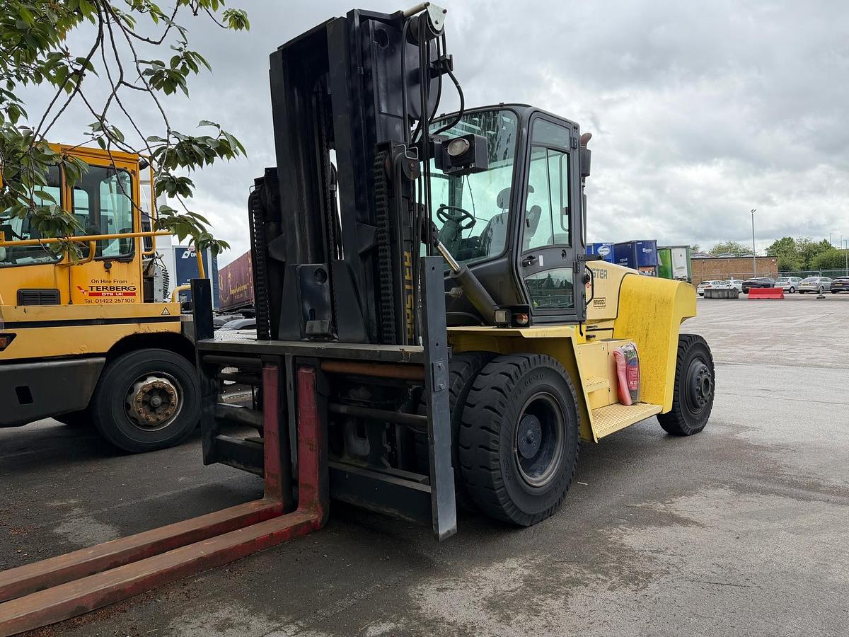 Used Hyster 16.6 Forklift 
