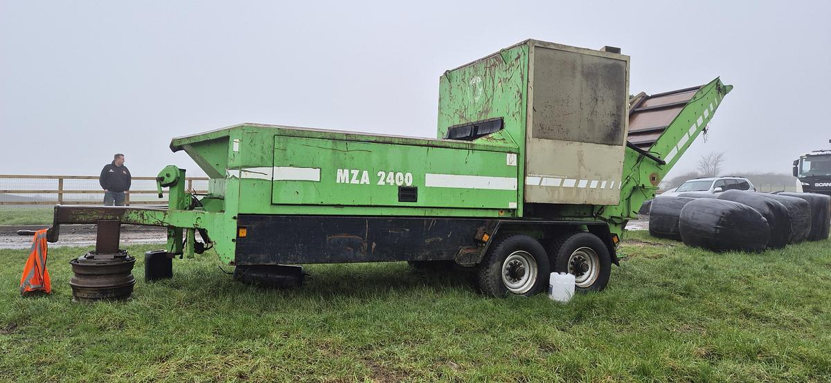Used 2004 JENZ MZA 2400
