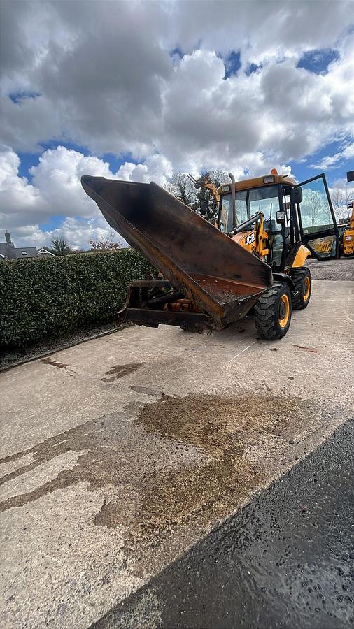 Used 2011 JCB 2CX AM Material Handler