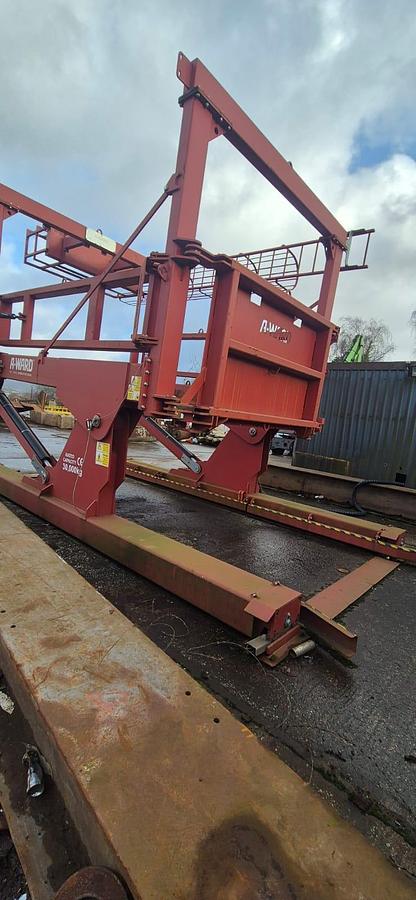 Used Container Tilter