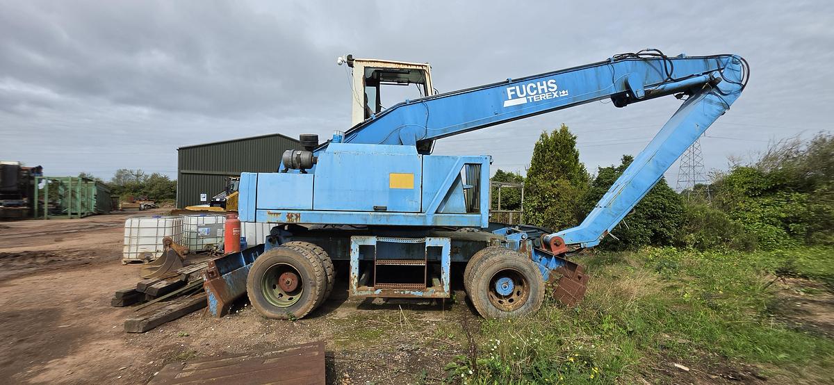 Used 2002 Fuchs MHL 330